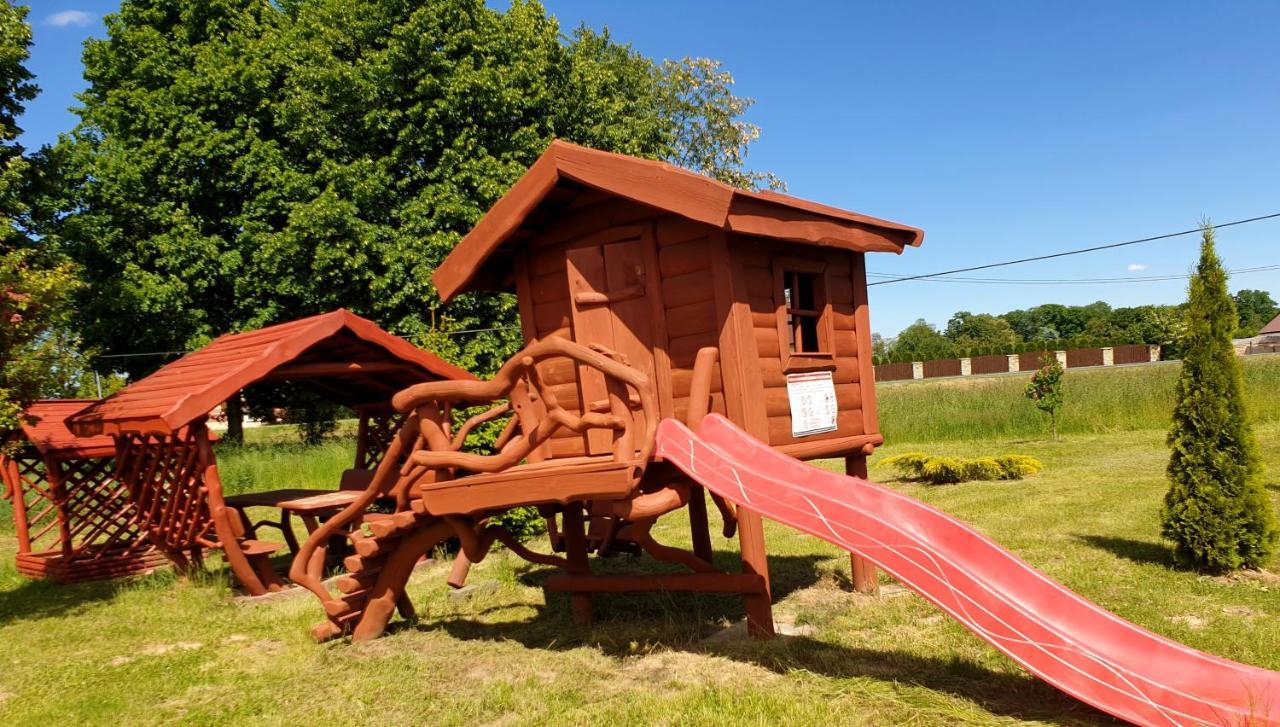 Willa Park Ostrowiec Świętokrzyski Extérieur photo